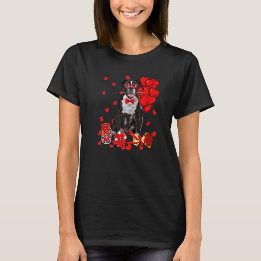 Cute Boxer Dog Funny Heart Valentine's Day Dog Mom Tシャツ (正面)