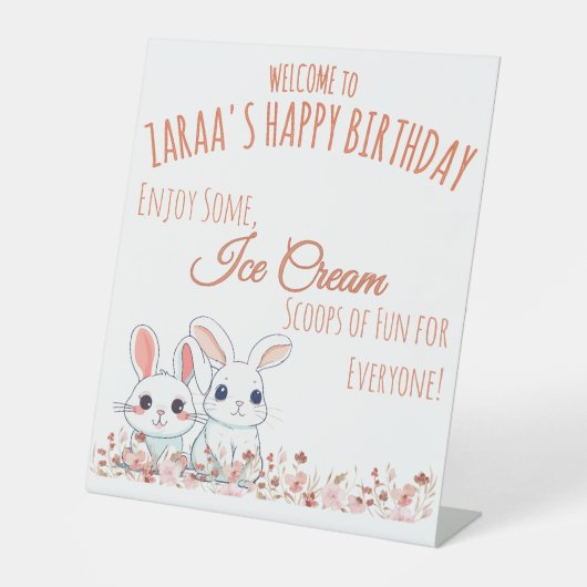 Cute Bunny 台座サイン (正面)