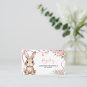 Cute Bunny Baby Shower Girl Pink Floral Registry エンクロージャーカード (スタンド正面)