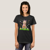 Cute Bunny Cat With Easter Egg Basket Happy Easter Tシャツ (正面フル)