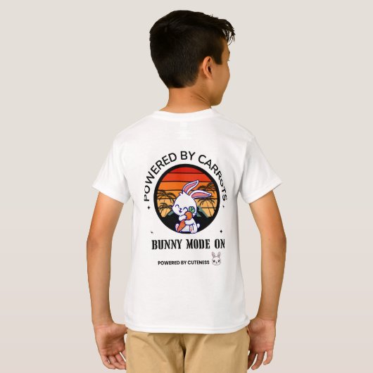 Cute Bunny Hugging Carrot Retro Sunset T-Shirt  Tシャツ (裏面フル)