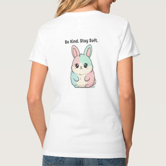 Cute Bunny – Kindness & Soft Aesthetic Design Tシャツ (裏面)