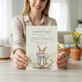 Cute Bunny with Balloons Easter Party Invite シーズンカード