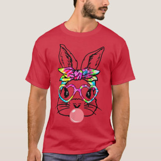 Cute Bunny With Bandana Heart Glasses Bubblegum Ea Tシャツ