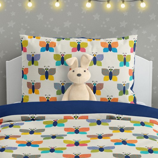 Cute Butterfly Pattern on Cream 枕カバー