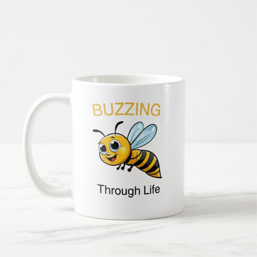 Cute buzzing bee cartoon コーヒーマグカップ (左)