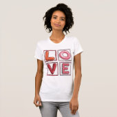 Cute Candy-Style LOVE Typography Illustration  Tシャツ (正面フル)
