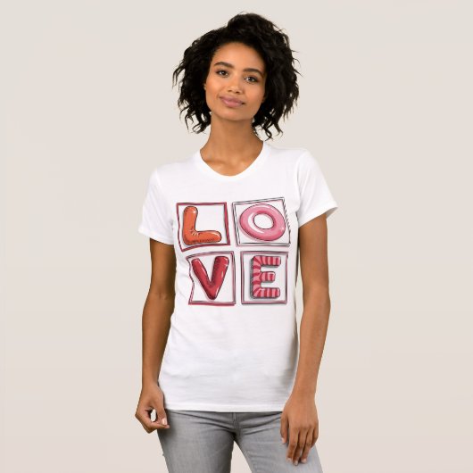 Cute Candy-Style LOVE Typography Illustration  Tシャツ (正面フル)