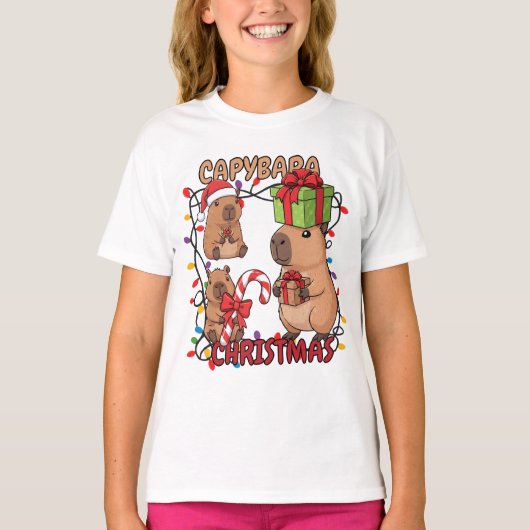 Cute Capybara Christmas Lights Festive Party Tシャツ (正面)