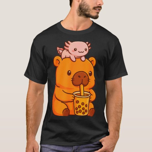 Cute Capybara Drinking Bubble Tea And Axolotl Kawa Tシャツ (正面)