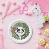 Cute Cartoon Cat in Christmas Wreath ペーパープレート (パーティー)