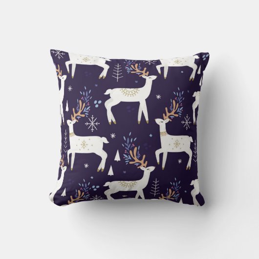 Cute cartoon deer seamless pattern, nursery backgr クッション (正面)