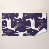 Cute cartoon deer seamless pattern, nursery backgr バスタオル (バスタオル)