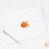 Cute Cartoon Goldfish on White ラウンドシール (封筒)
