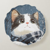Cute cat cozy winter snow ラウンドクッション (裏面)