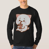 Cute Cat Driking Tea with bubbles Tシャツ (正面)