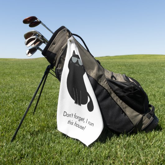 Cute Cat - I run this house now!  ゴルフタオル (グリーン)