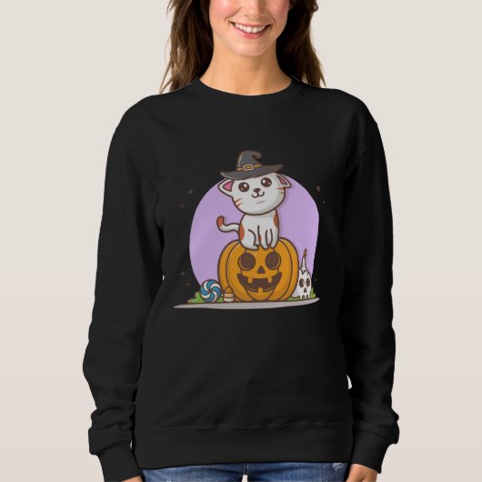 Cute Cat in Witches Hat on Pumpkin with Candy Hal スウェットシャツ (正面)