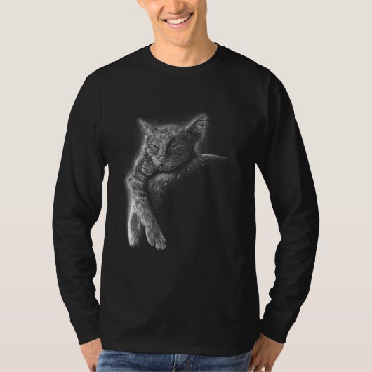 Cute cat lying on moon graphic for men women child tシャツ (正面)