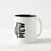 Cute Cat & “Mew” Text – Funny Cat Lover Mug (11 oz ツートーンマグカップ (正面右)