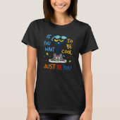 Cute Cat Mom Be Kind Autism Awareness Special Educ Tシャツ (正面)
