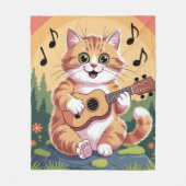 Cute Cat Playing Ukuele フリースブランケット (正面)