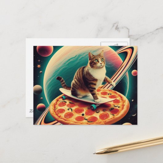 Cute Cat Skateboarding on a Pizza Planet ポストカード (正面/裏面インサイチュ)