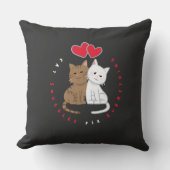 Cute Cat Snuggle Love Illustration T-Shirt クッション (正面)