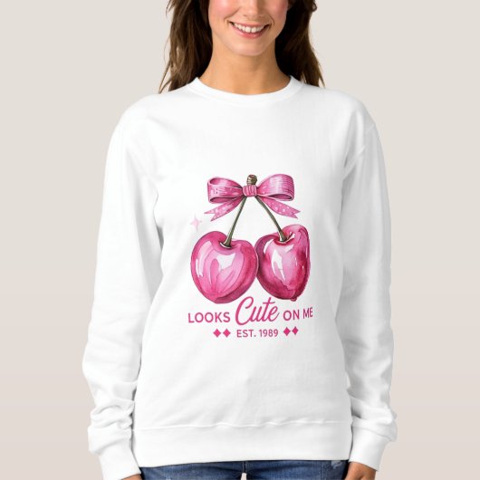 Cute Cherry Bow Sweatshirt – Looks Cute On Me スウェットシャツ (正面)
