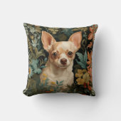 Cute Chihuahua in William Morris Style Garden クッション (正面)