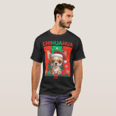 Cute Christmas Chihuahua | Festive Holiday Dog Tシャツ (正面フル)