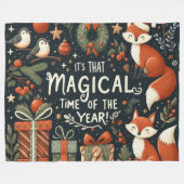 Cute Christmas Foxes and gift boxes フリースブランケット (正面(横))