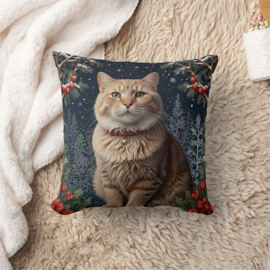 Cute Christmas kitty winter holiday greenery  クッション (ブランケット)