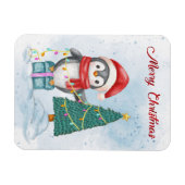 Cute Christmas Penguin Decorating Tree with Lights マグネット (横)