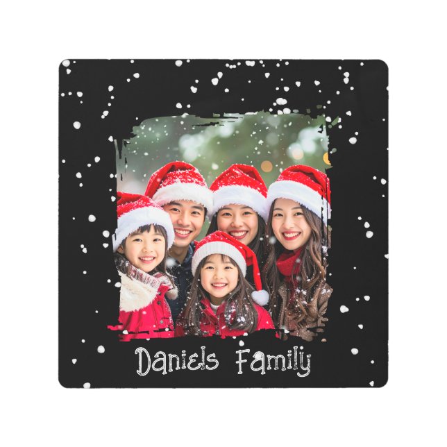 Cute Christmas Snow Family Photo メタルプリント (正面)