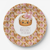 Cute Cinnamon Roll Bun Girl Birthday Party ペーパープレート (正面)