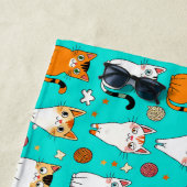 Cute Colorful Cat Pattern 🐱🎨 Playful Yarn Ball  ビーチタオル (インサイチュ)