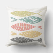 Cute Colorful Fish Coastal Theme クッション (正面)