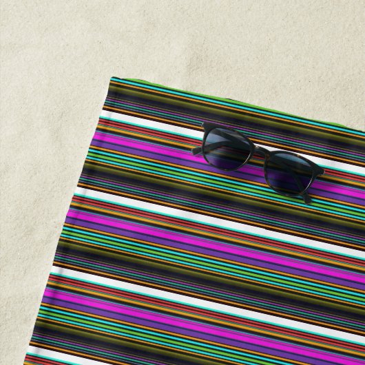 Cute colorful neon stripes ビーチタオル (インサイチュ)