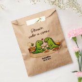 Cute couple drinking coffee フェイバーバッグ (封をした状態)