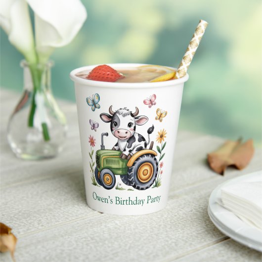 Cute Cow on Tractor Boy Birthday Party 紙コップ (インサイチュ)