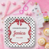 Cute Crimson Bow Baby Shower ペーパープレート (パーティー)