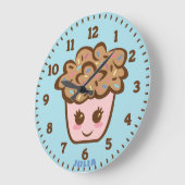 Cute Cupcake Nursery Wall Clock with Name ラージ壁時計 (傾斜)