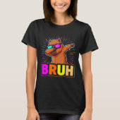 Cute Dabbing Capybara Funny Animal Meme Capy Lover Tシャツ (正面)