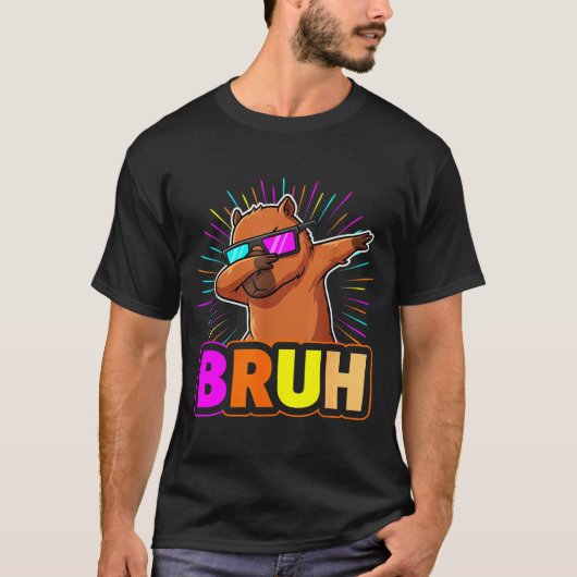 Cute Dabbing Capybara Funny Animal Meme Capy Lover Tシャツ (正面)