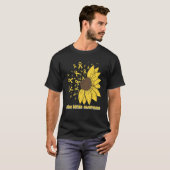 Cute Daisy Butterfly Yellow Ribbon Spina Bifida Aw Tシャツ (正面フル)