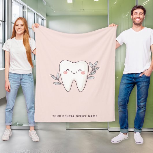 Cute Dental Office Personalized Pink フリースブランケット