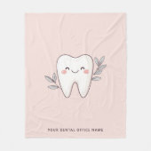 Cute Dental Office Personalized Pink フリースブランケット (正面)