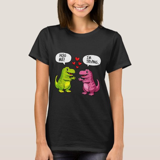 Cute Dinosaur T Rex Hug Valentines Day Couple Boyf Tシャツ (正面)