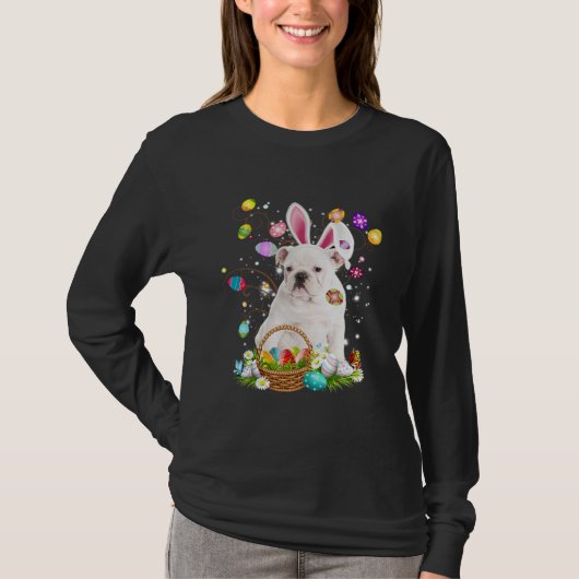 Cute Dog English Bulldog  Easter Day Egg Hunting Tシャツ (正面)